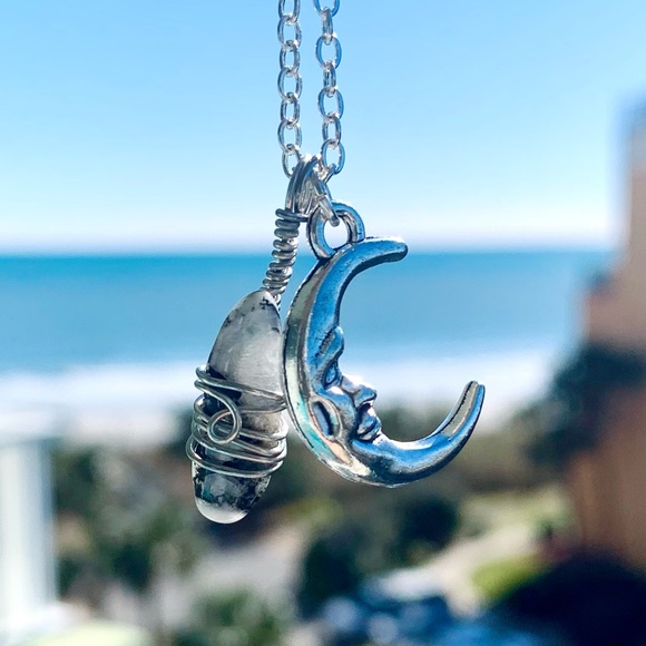 Moonstone Luna Crystal Necklace - Picture 6 of 6